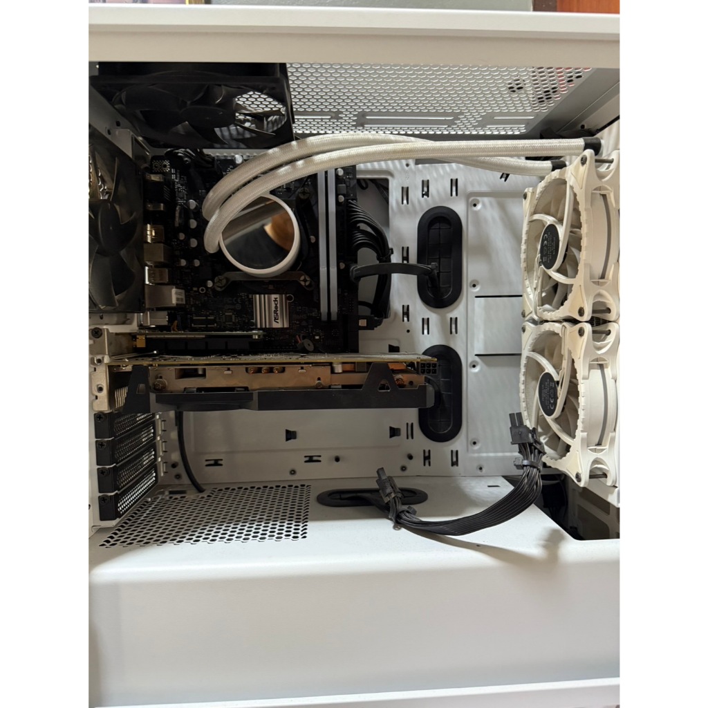 ส่วนประกอบ PC มือสอง เมนบอร์ดH410M-HDV+CPU i5-10400F VGA แรม ชุดน้ำ ซัพพลาย เคส ไวไฟ