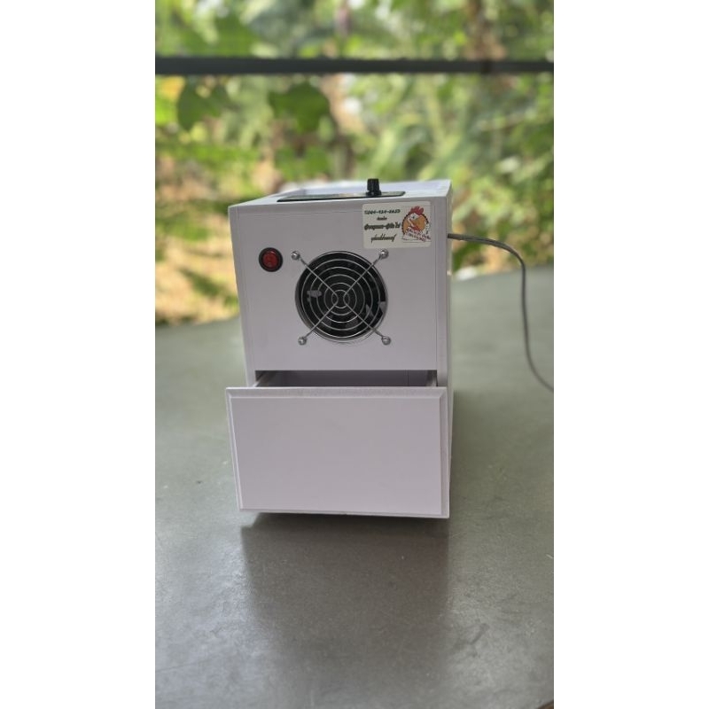 เครื่องเป่าคัดแยกอาหารนก