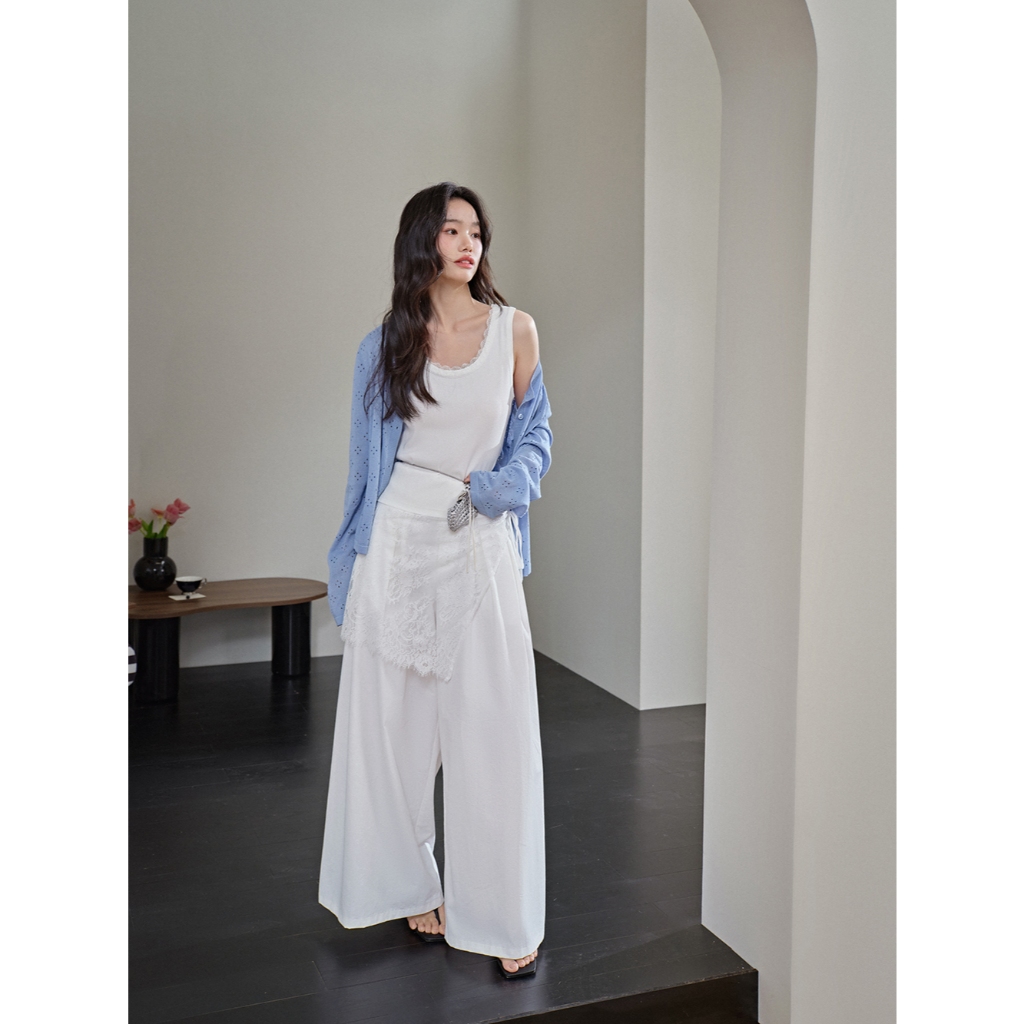 [พร้อมส่ง] KUOSE : Lace Tank Top