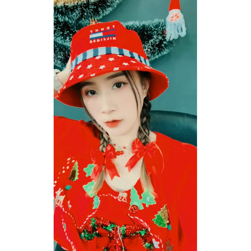 หมวกTommyสีแดงของแท้♥️