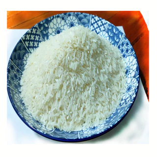 ข้าวสาร ผู้บ่าวเฒ่าบ้านนา ราคาเบาเอาใจคนหาของดีราคาประหยัด ชนิดบรรจุถุงซิป ครึ่งกิโล และ 1 กิโลกรัม