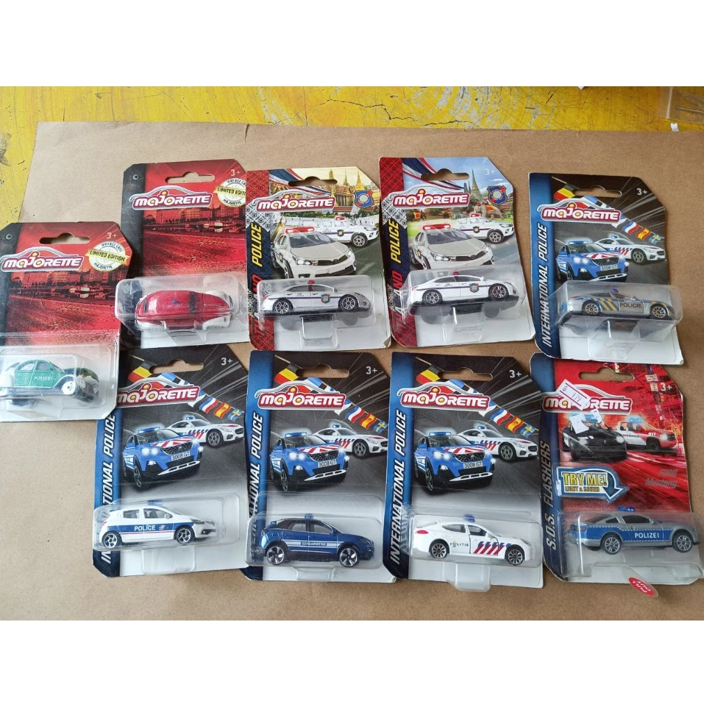 Majorette ชุด Mix Police Cars รวมรถตำรวจ ไทย ต่างประเทศ รถเหล็ก 1/64 (แพ็คไม่สวย) ของแท้ มือ 1