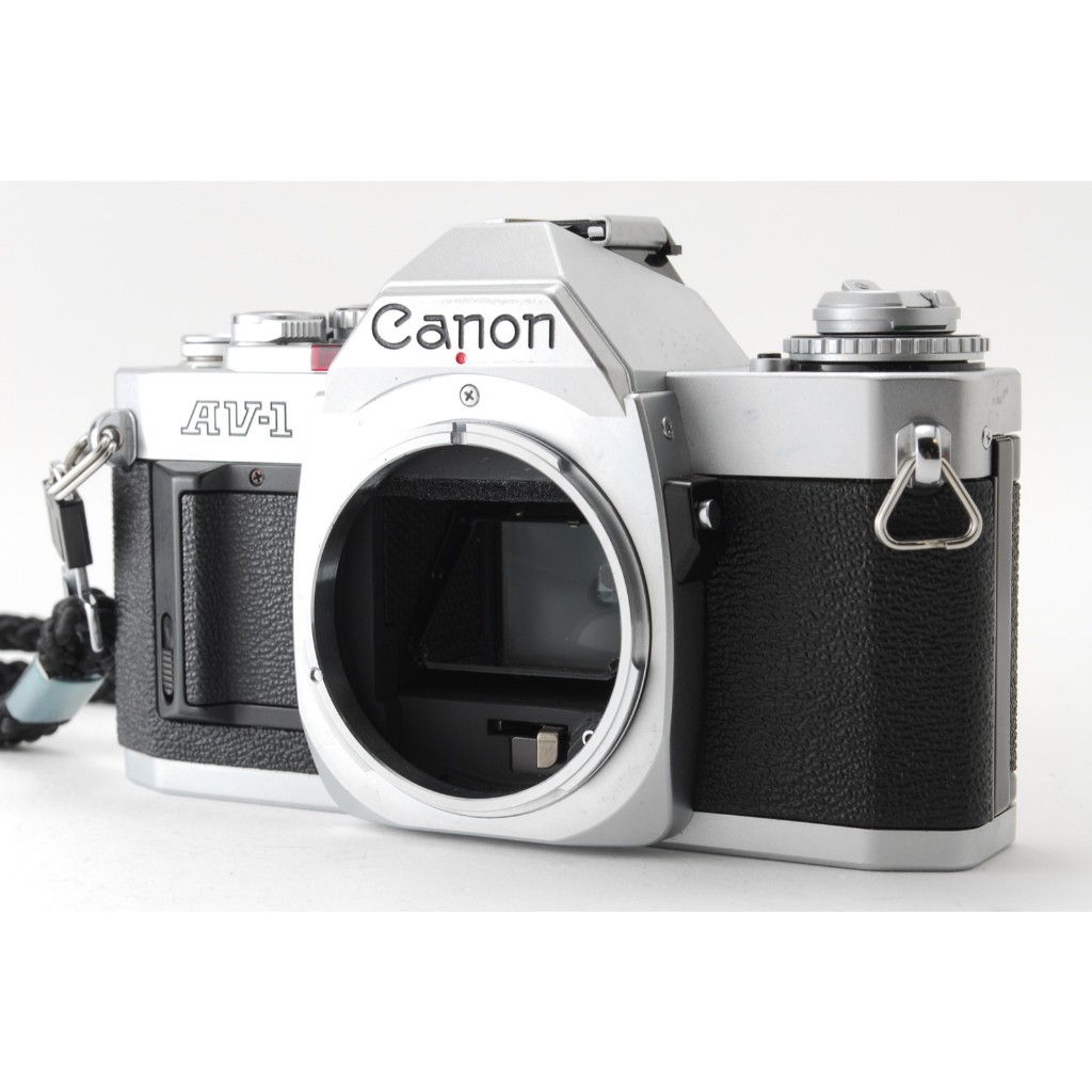 ตัวกล้องฟิล์ม 35 มม. EXC+5 Canon AV-1 พร้อมสายคล้องจากญี่ปุ่น EXC+5 Canon AV-1 35mm Film Camera Body