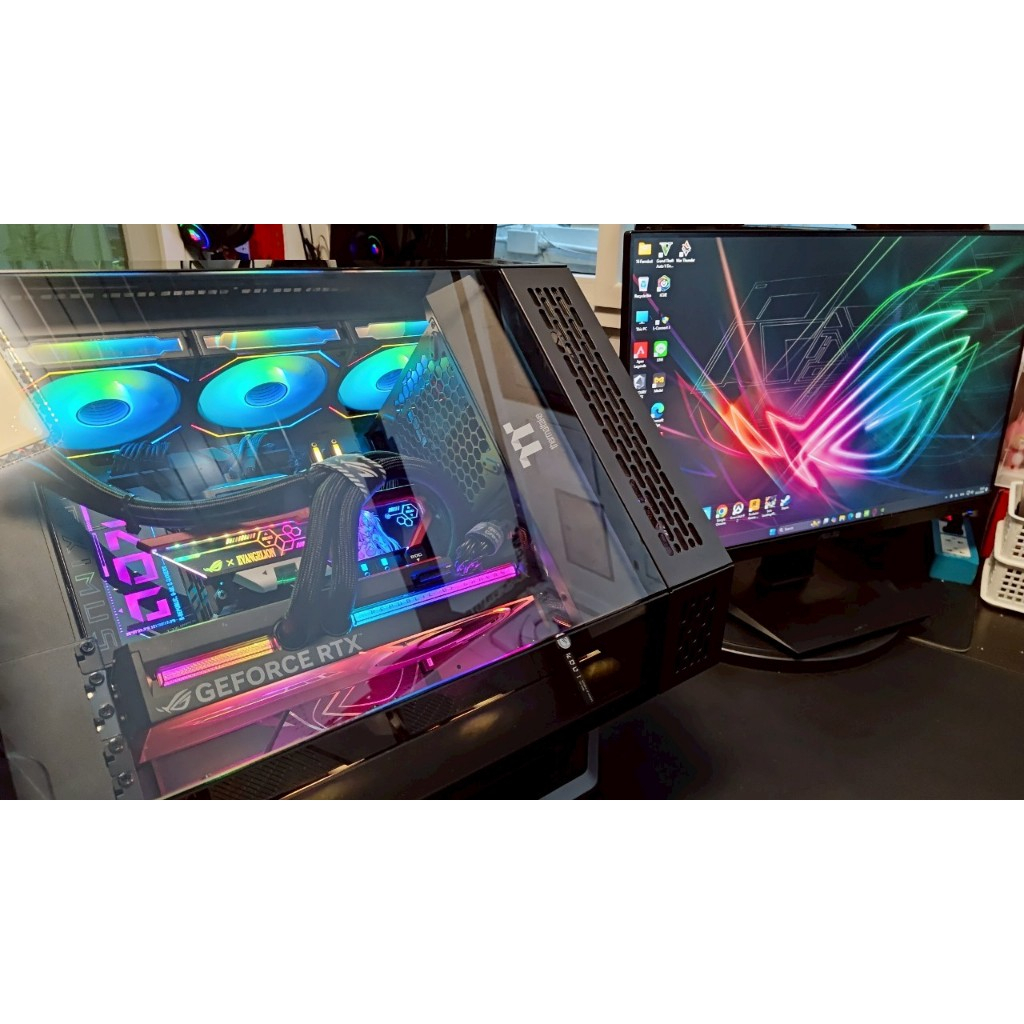 คอมพิวเตอร์ประกอบ THERMALTAKE TOWER 600 RTX5090 ASTRAL LC ULTRA 9 285K BLACK