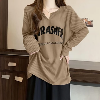 เสื้อยืดโอเวอร์ไซส์ (50-150 กก.) แขนยาว สไตล์เกาหลี คอวี พิมพ์ลายตัวอักษร พลัสไซส์ เสื้อยืด คัตติ้งยาว เสื้อยืดบาง