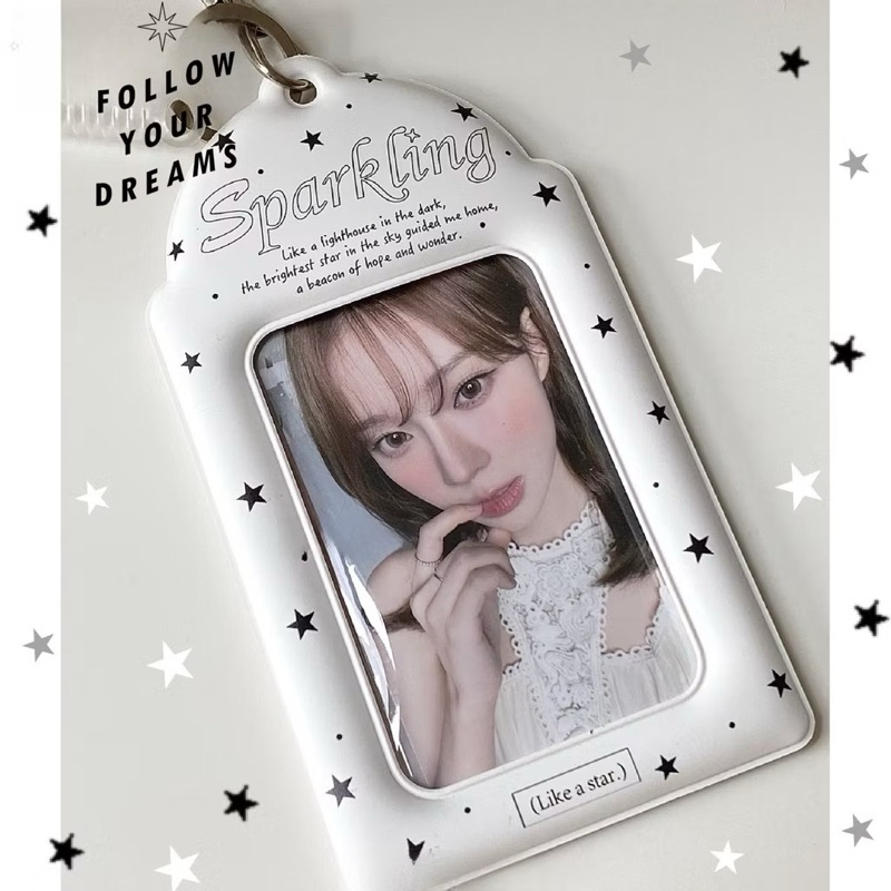 ✨🤍พร้อมส่ง!(new)เฟรมใส่การ์ด sparkling สีขาว รูปดาว ขนาด3นิ้ว ห้อยกระเป๋า