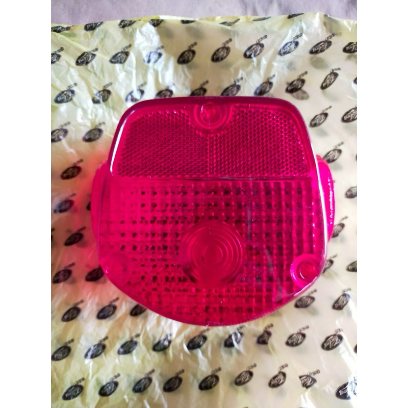 ฝาไฟท้าย Kawasaki KE100 KE125 KE175 KH100 งานผลิตเก่า ของใหม่Cobra สวยๆหนาๆ