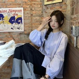 เสื้อเชิ้ตแขนยาว คอกลม แต่งกระดุม ลายทางแนวตั้ง#A101