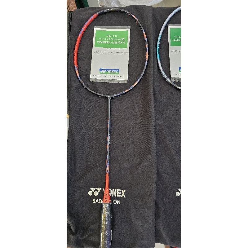 ไม้แบดมินตัน Yonex Astrox 77 Pro JP พร้อมซองกำมะหยี่ และใบ Cert JP (ไม่รวมเอ็น)