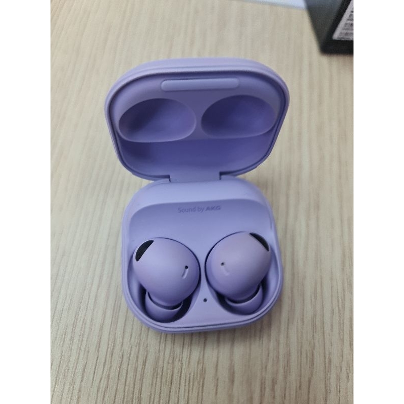 samsung galaxy buds 2 pro สีขาว มือสองมีกล่องไม่มีสายชาร์จของแท้ราคาดี