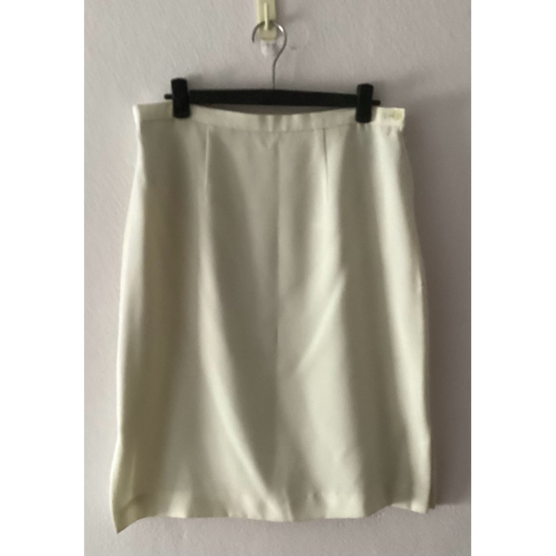 กระโปรงมือสอง   DAKS