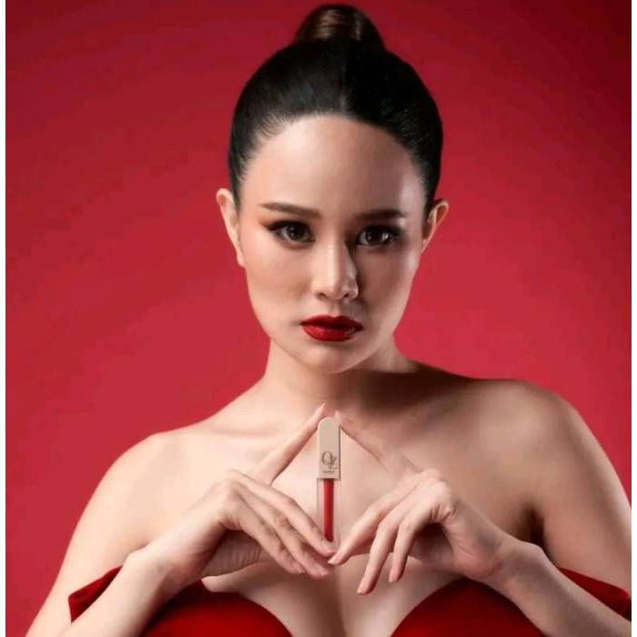 โปรโมชั่น 1 แถม 1 ลิป QUEEZ ลิปควีซ ลิปแมทติดทน กันน้ำ ไม่ติดแมส