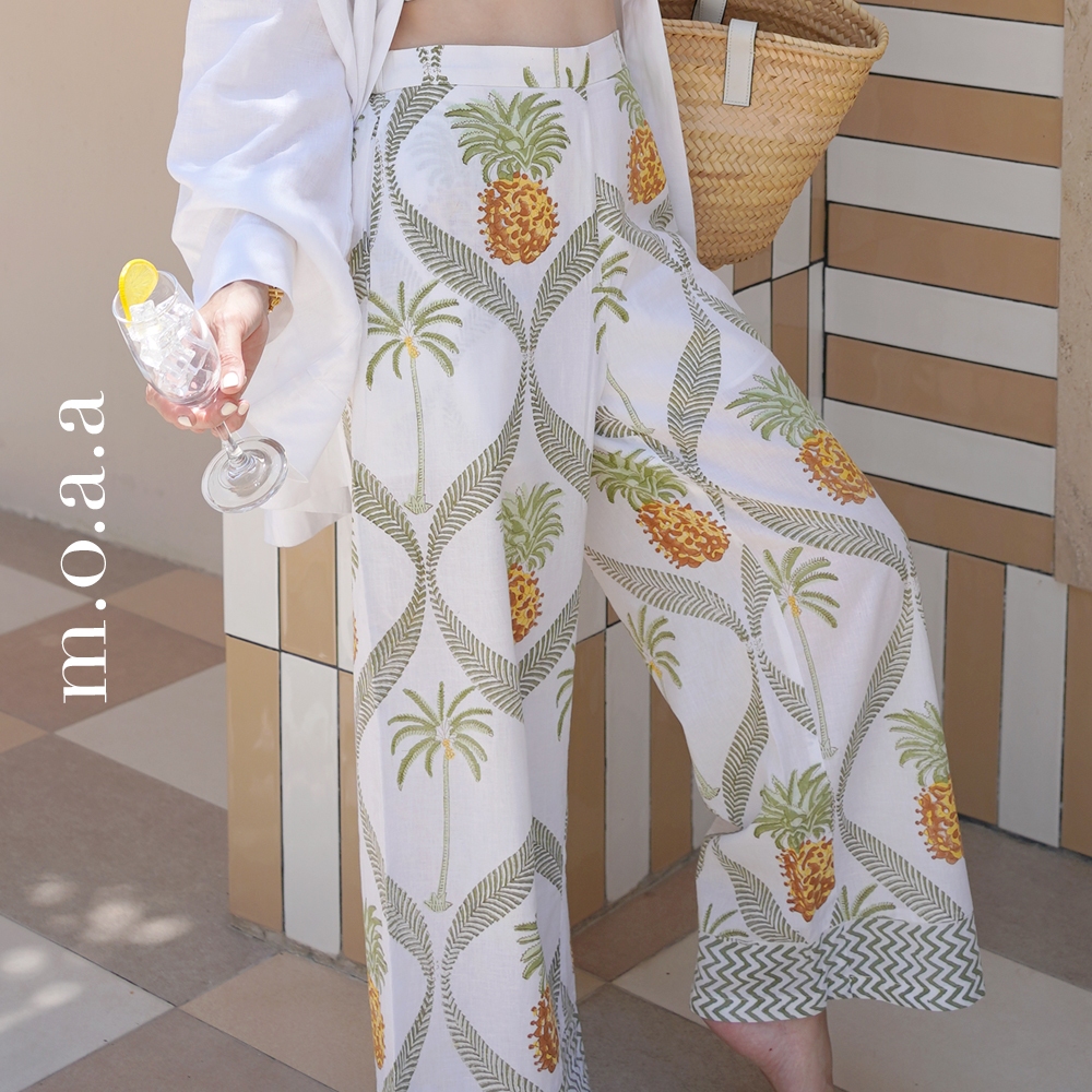 Piña Colada Trousers in Olive | Moaa Collection