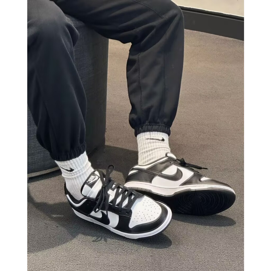【ของแท้ 100%】ไนกี้รองเท้าผู้ชายNk Dunk Low-Panda sneakers รองเท้าผู้หญิง