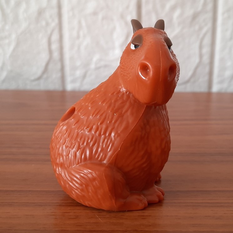 (มือสอง ลิขสิทธิ์แท้) ตุ๊กตาคาปิบารา Chispi จาก Disney Encanto ดิสนีย์ ของเล่น McDonald แมคโดนัลด์ C