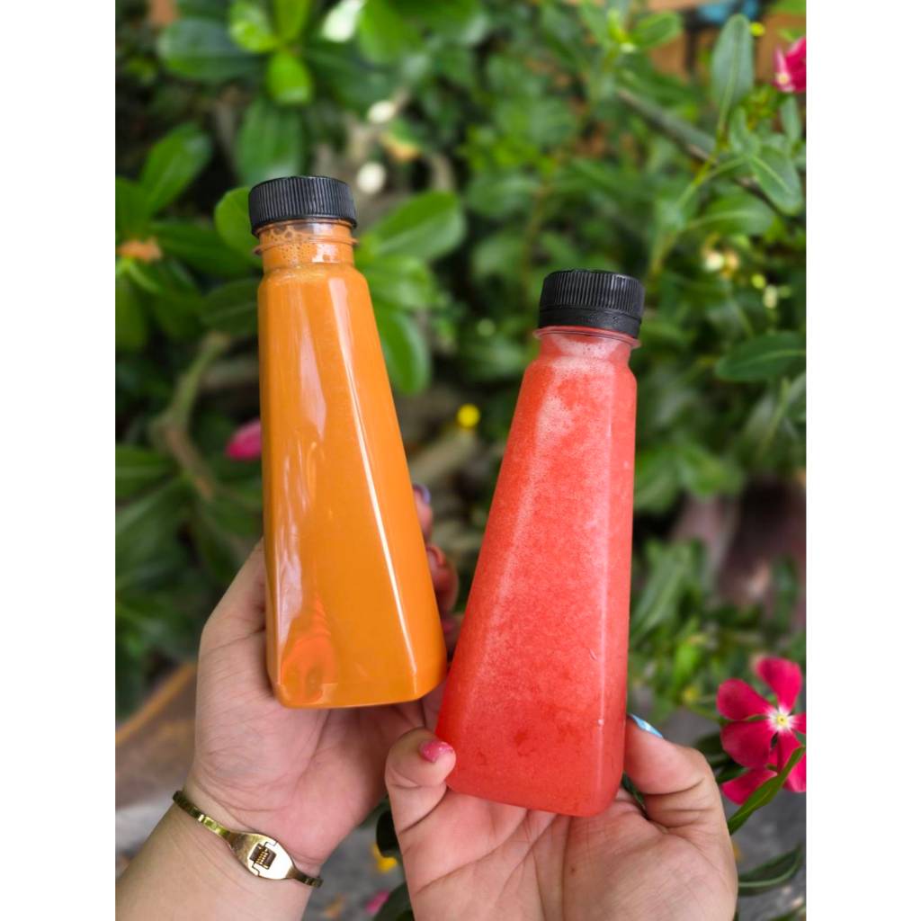 ขวดพลาสติกใส220 ทรงสามเหลี่ยม ปาก30 พร้อมฝา 150ใบ*1ออเดอร์ไม่เกิน2แพ็ค*