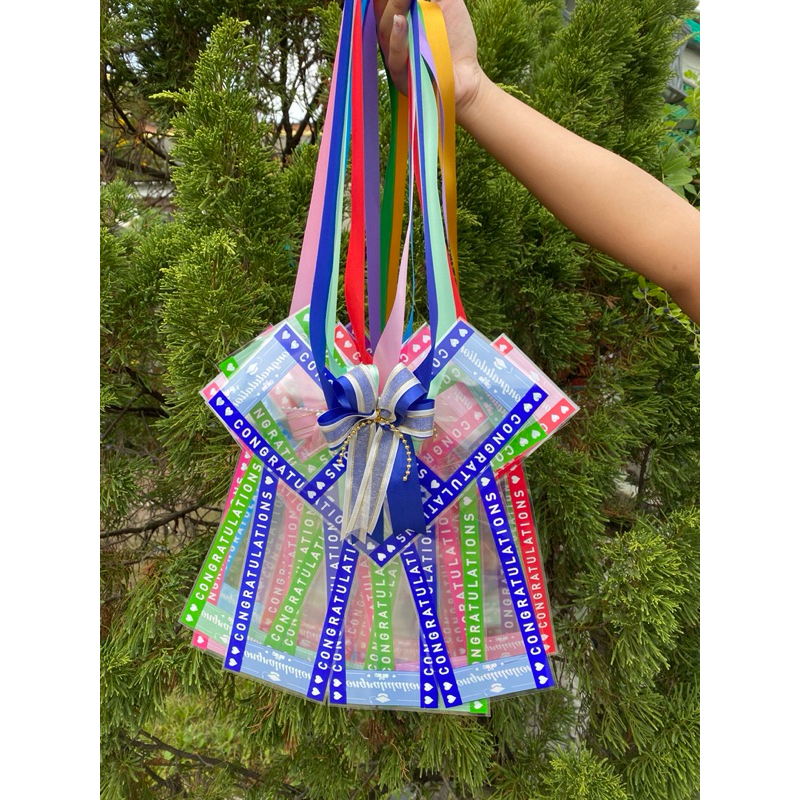 พวงมาลัยธนบัตรรุ่น5ใบ