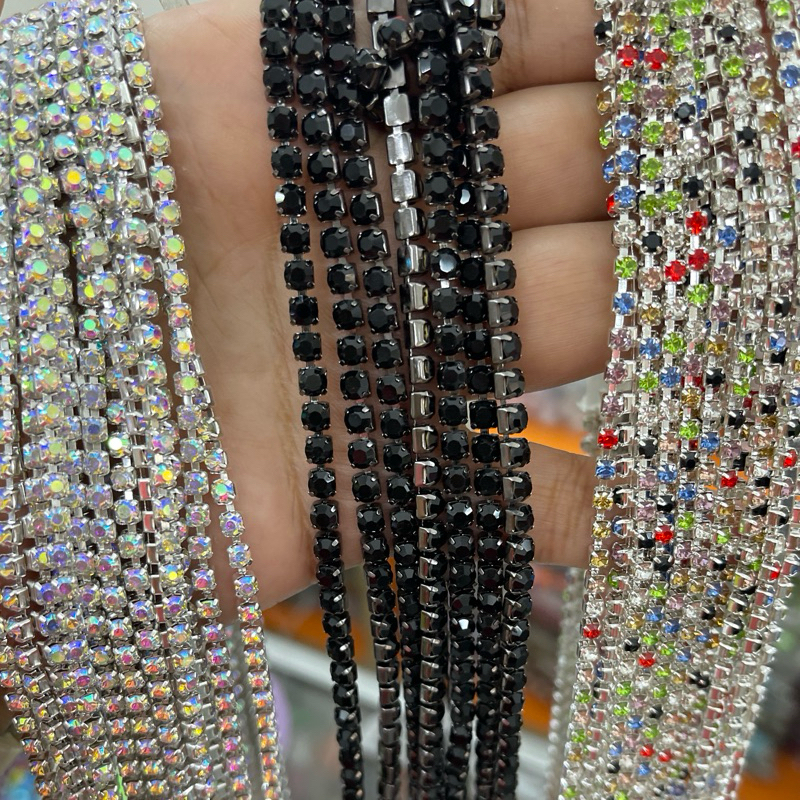 เส้นเพชรหนามเต้ย สำหรับนำไปประดับตกแต่งเพิ่มความสวยงามสำหรับของใช้ เสื้อผ้า กระเป๋า รองเท้า  สินค้าพร้อมส่ง