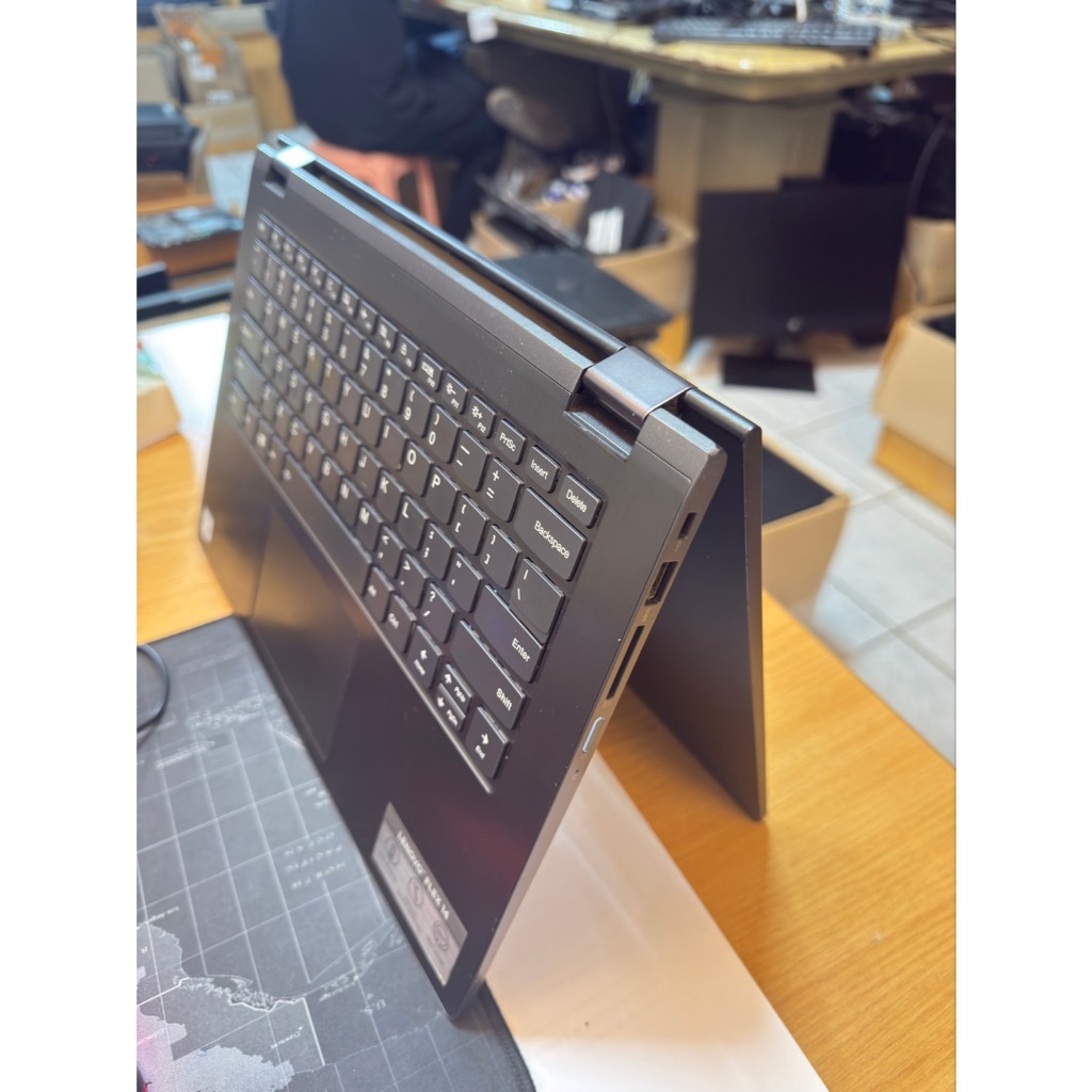 Lenovo Flex 6 14’’ 2-in-1 FHD (1920x1080) I3-8TH/8GB/256/WIN11