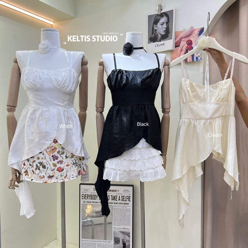 9578# เสื้อสายเดี่ยวปรับสายได้ ชายแมงกะพรุน สม็อคหลัง แต่งริบบิ้นกุหลาบที่คอ