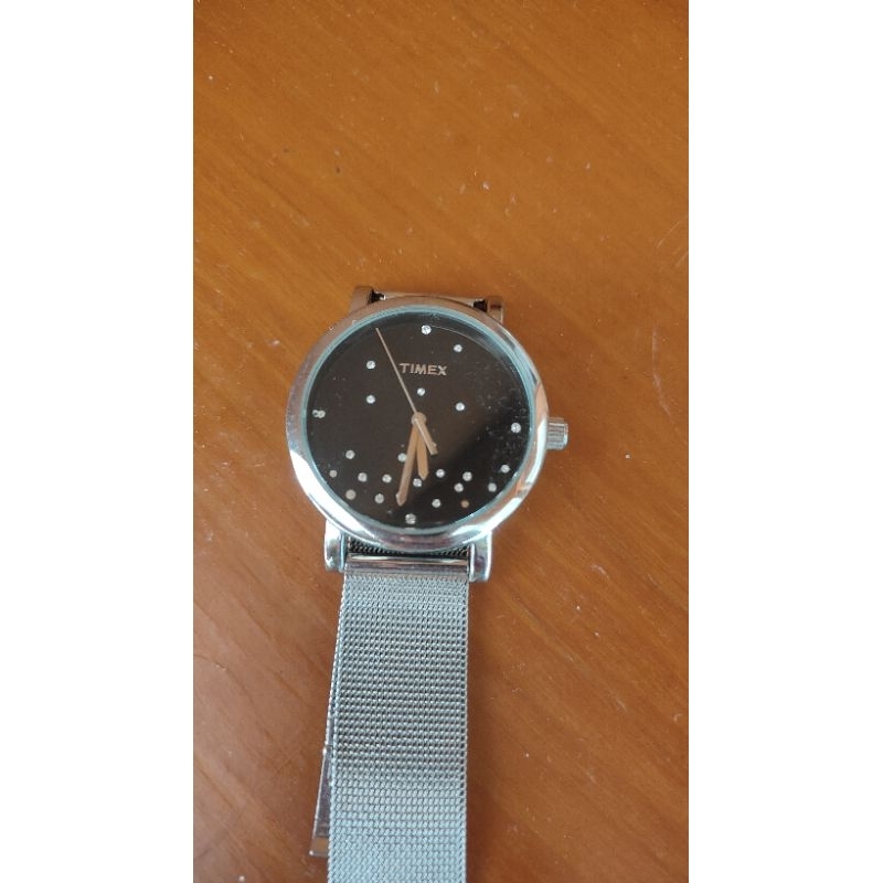 นาฬิกาTimex สายปรับได้ไม่ต้องตัด