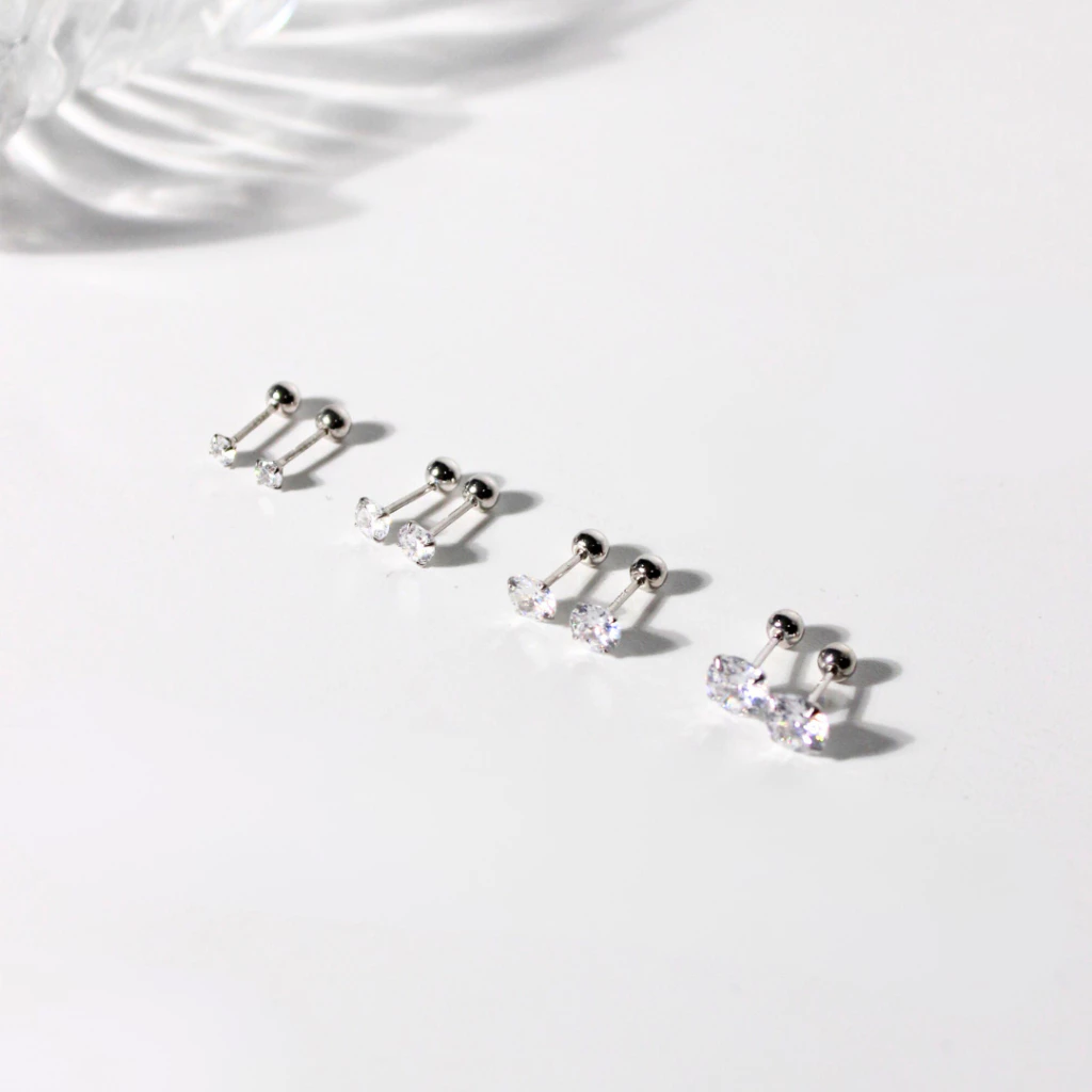 earika.earrings - white jewel piercing จิวหูเงินแท้จี้เพชรเม็ดเดี่ยว (มีให้เลือก 4 ขนาด) สำหรับคนแพ้ง่าย
