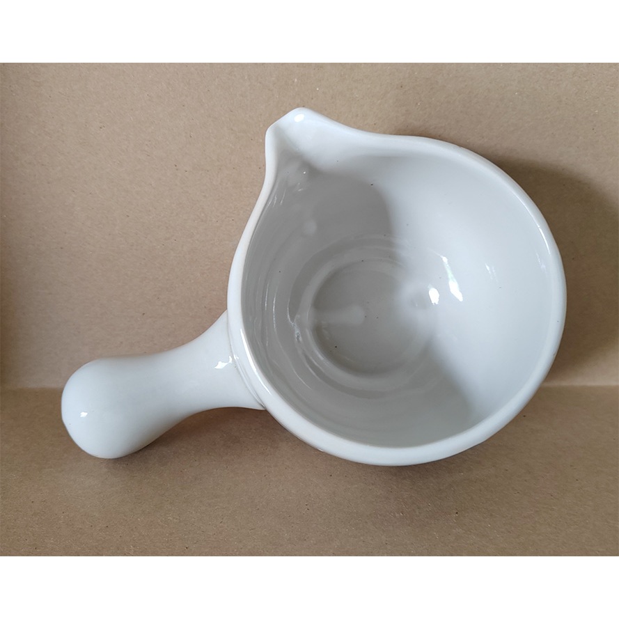 แก้วมัทฉะ ปากกลม มีด้ามจับ พร้อมที่วางแปร เซรามิค เครือบสีขาว ถ้วยชงมัทฉะ ถ้วยชาเขียว ผลิตจากลำปาง โอทอปลำปาง - รูปที่ 5