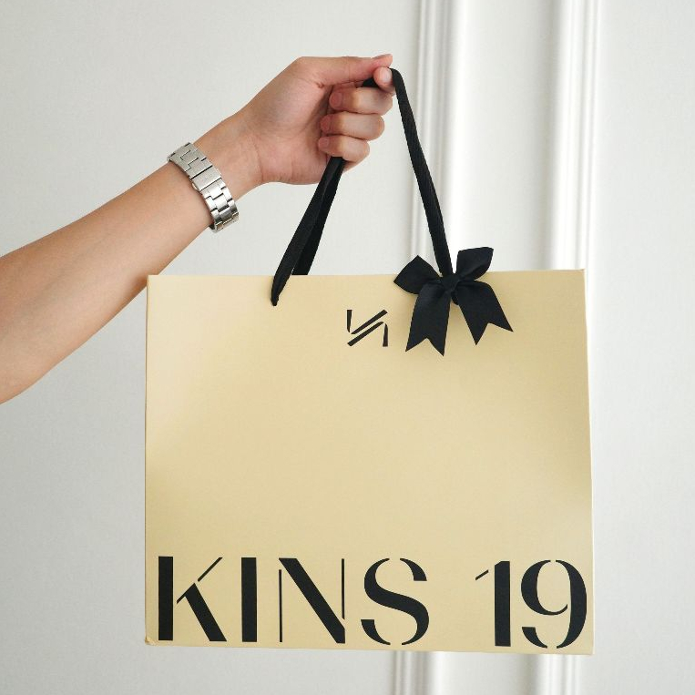 KINS | Shopping  bag ถุงกระดาษของขวัญ ถุงกระดาษพรีเมียม ของขวัญให้แฟน ของขวัญวาเลนไทน์ (KNB-M)