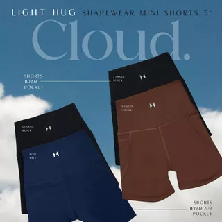 NEW HOURGLASS MINI SHORTS "LIGHT HUG - CLOUD EDITION" เลกกิ้งเก็บทรงขาสั้น 5" เอวสูง รุ่น Light Hug - Cloud