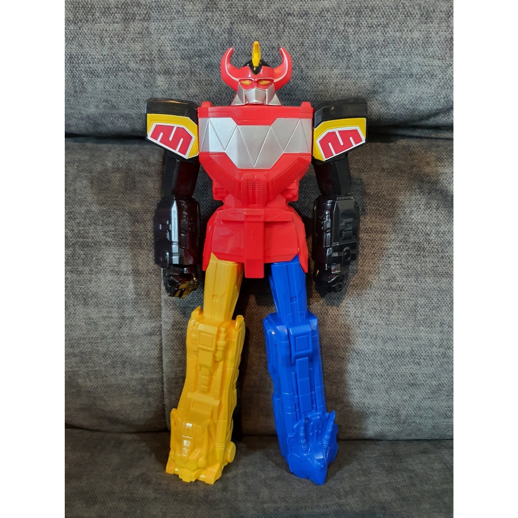 Hasbro Power Rangers Mighty Morphin Megazord 10" Action Figure