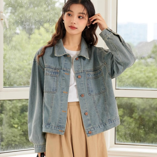 FASHION.61  เสื้อแจ็คเก็ตยีนส์ แขนยาว เสื้อผู้หญิงแฟชั่น กระเป๋าใช้งานได้จริง   รุ่นW8911