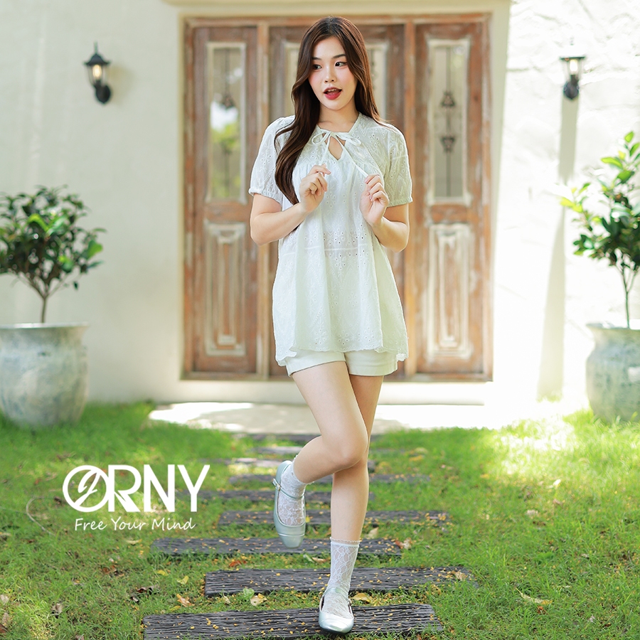 น่ารักมากก 5166 เสื้อแขนสั้นสีขาวแต่งระบาย ลายลูกไม้