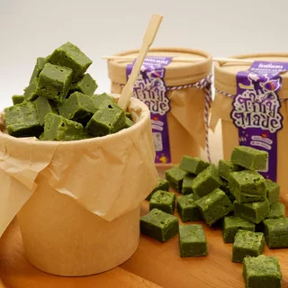 บราวนี่มัทฉะคิวบ์ ผงมัทฉะแท้ กรีนทีหอมๆ ใช้เนยแท้ หวานน้อย รสเข้ม Matcha Brownie Tinymade