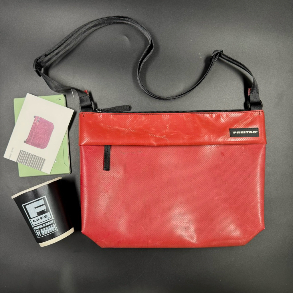 กระเป๋าFRETAGรุ่น LOU_F553 มือสองสภาพมือ1 แทคห้อย ของแท้100%‼️