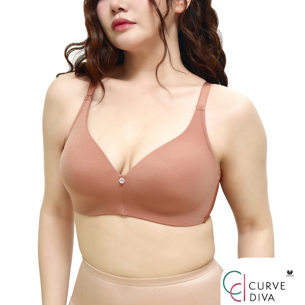 Wacoal Curve Diva บราไร้โครงเก็บกระชับ สาวคัพใหญ่ รุ่น WB7549 สีน้ำตาลแดง (BN)