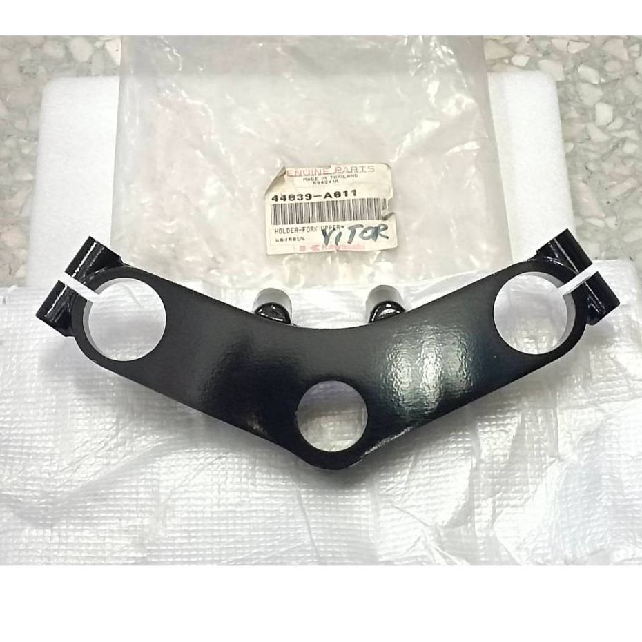 แผงคอบน VITOR KR150J3 แท้ศูนย์ KAWASAKI รหัส 44039-A011