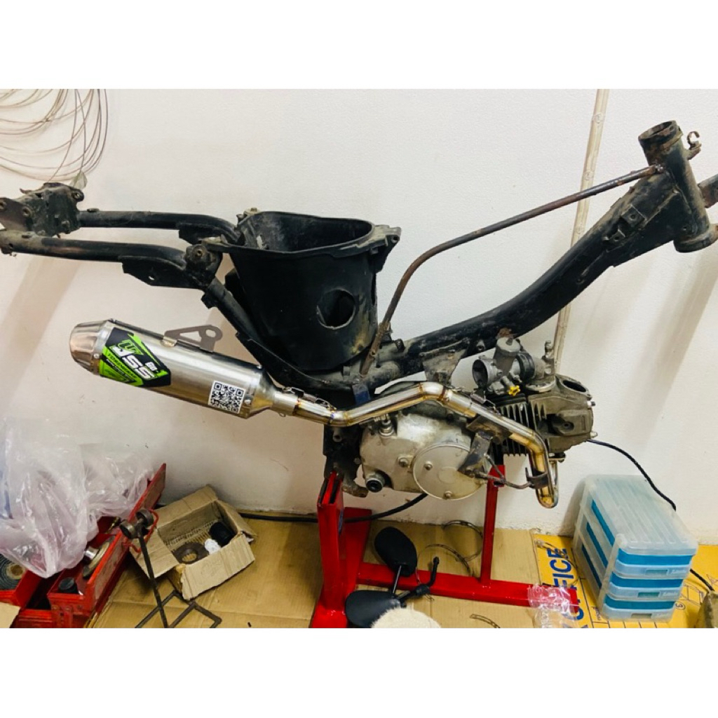 ชุดท่อวิบาก เวฟ100 เวฟ125 เวฟ110i ขนาด32มิลปลายท่อ38มิล (แบบถอดได้2ท่อน)ปลายท่อคละแบบ