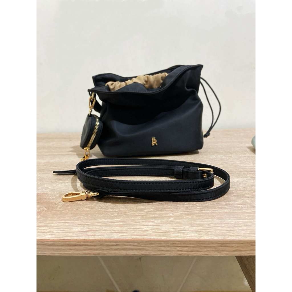 ส่งต่อกระเป๋า JIRA STORE