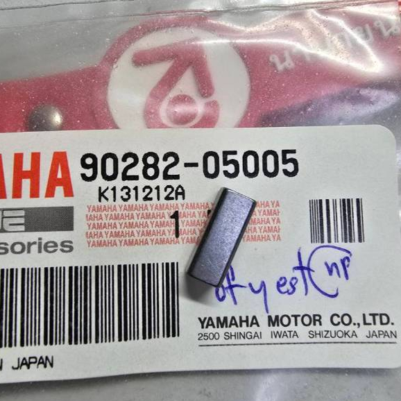 9028205005 ลิ่มเฟืองคลัทช์ DT-125 RX-100 X-1 YB-1 JZ-120 TIARA KEY, STRAIGHT ( 5 x 5 x 12.5 ) แท้ 90282-05005