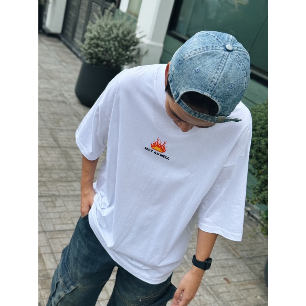 เสื้อยืด Oversize ผ้าคอตตอนไม่เด้ง ลาย Hot