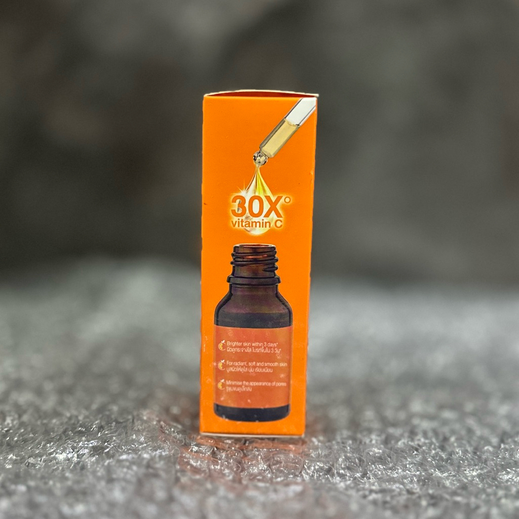 Boots Vitamin C Brightening Booster Serum 15ML บู๊ทส์ วิตามิน ซี ไบรท์เทนนิ่ง บูสเตอร์ ซีรั่ม 15 มล.