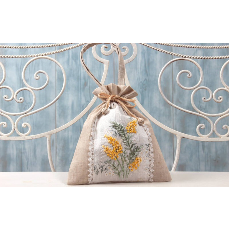 [ami-Brugge] Mimosa & Lavender ribbon hand embroidery: Drawstring bag