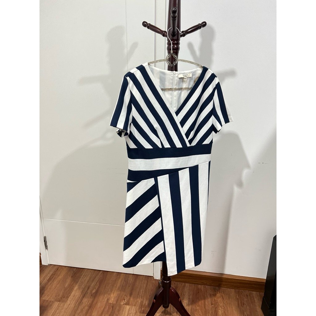 ส่งต่อ เดรสลายทาง Xaact ใหม่กริบ