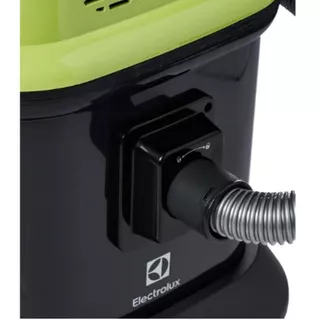 ( มีสต๊อกพร้อมส่ง ) เครื่องดูดฝุ่น และดูดน้ำ ELECTROLUX Z823 20 ลิตร