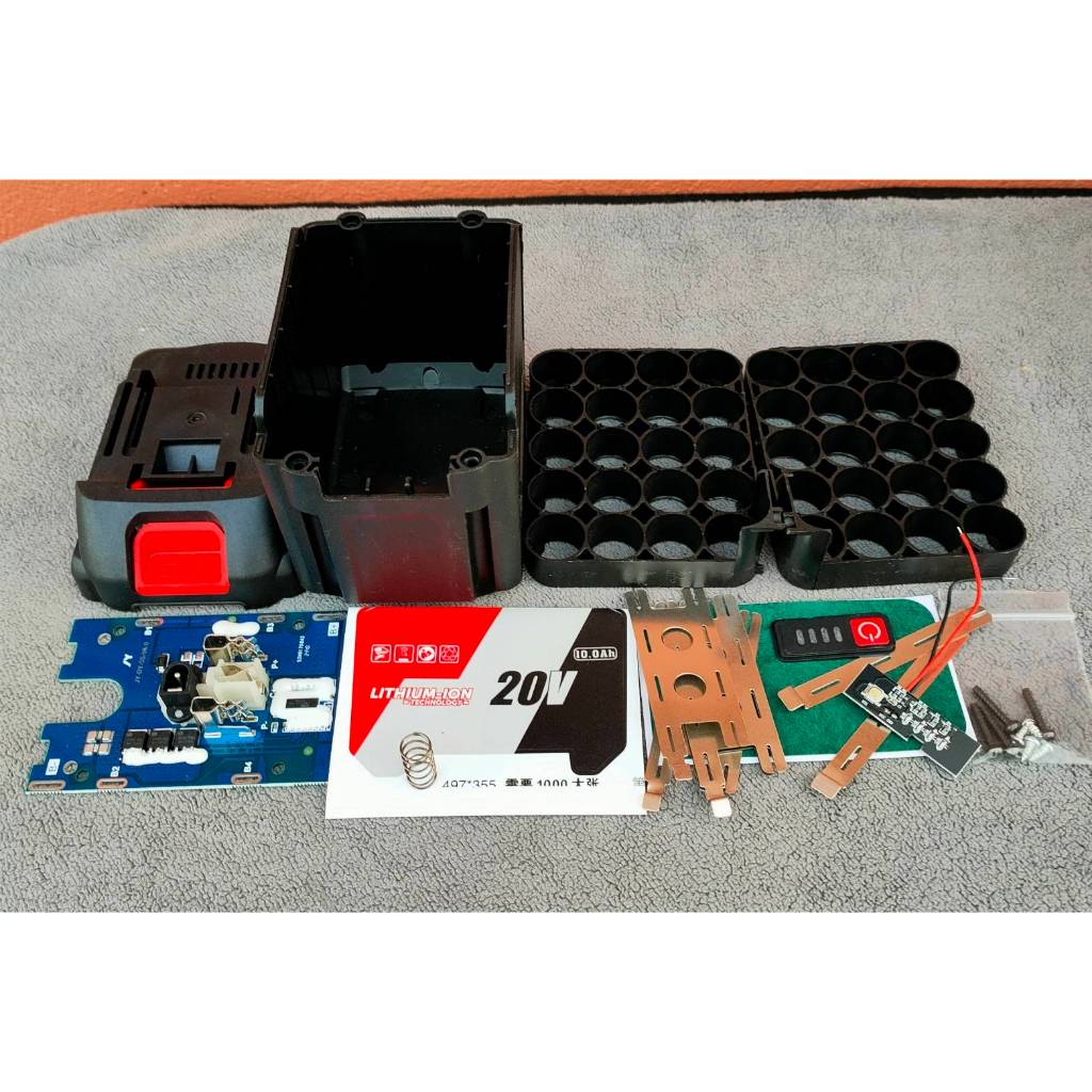 เคสแบตเตอรี่พร้อมชิ้นส่วนประกอบ เครื่องมือสว่านไร้สายรุ่น Makita 18650 (ไม่มีแบตเตอรี่) มีให้เลือกหลายขนาดพร้อมส่งทันที