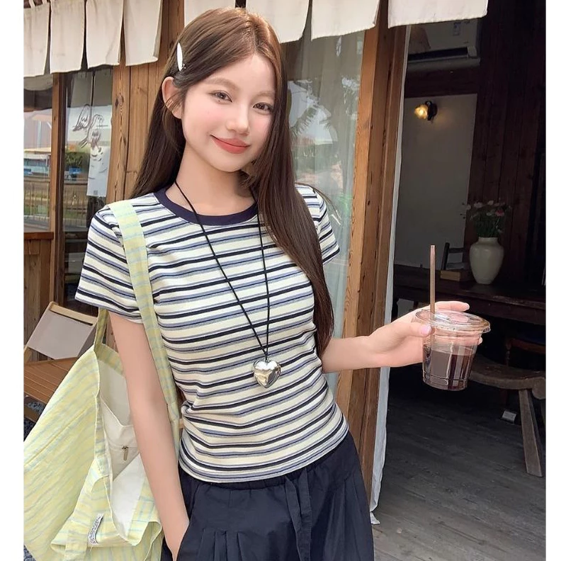 เสื้อยืดผู้หญิง เสื้อยืดลายทาง งานกุ๊นคอ ลายสลับสีสวย ลายวินเทจ ลายทางสีสวย #020322