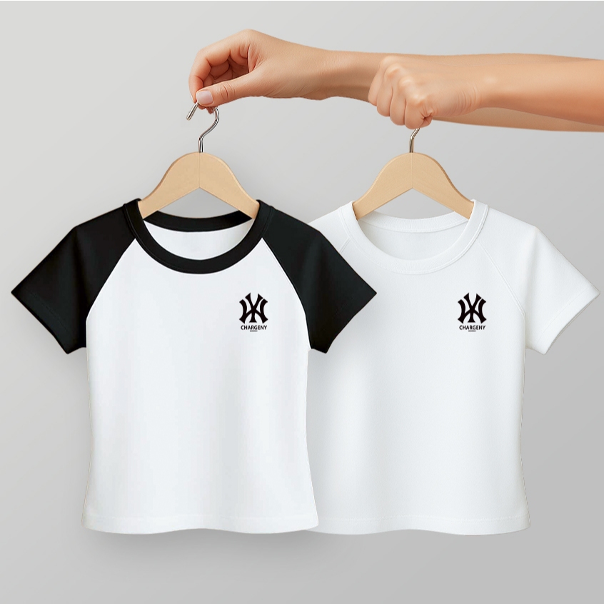 เสื้อครอปสั้น รัดรูป เอวลอย สกรีนลายแฟชั่นสุดฮิต ครอปbaby tee สาวอวบ เสื้อสตรีทแฟชั่นสีทูโทนสวยๆ