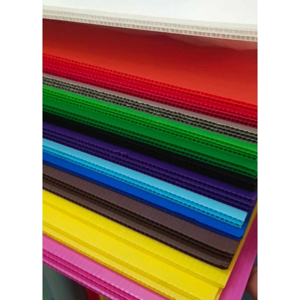 ฟิวเจอร์บอร์ด ขนาด 65*81cm.หนา 3 mm future Board