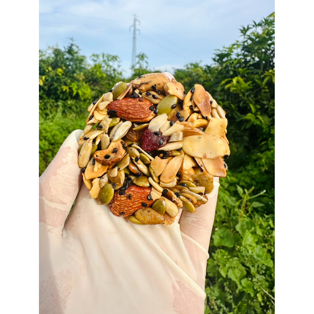 คุกกี้ธัญพืช 8 ชนิด คีโต คลีน ไม่แป้ง ไม่น้ำตาล (ซื้อขั้นต่ำ 5 ชิ้นขึ้นนะคะ)