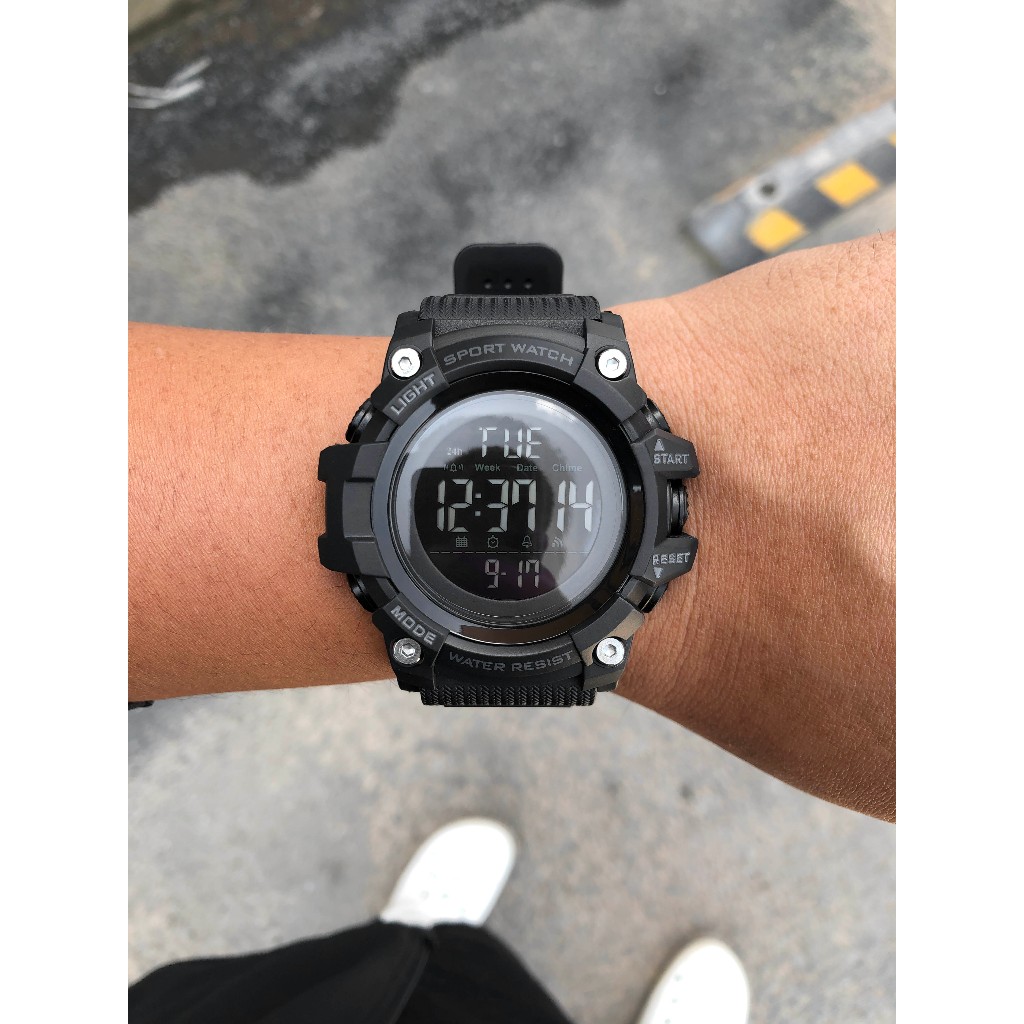 U-Force รุ่น UF-102 นาฬิกาข้อมือ ถึก ทน ลุย กันน้ำได้ กันกระแทกได้